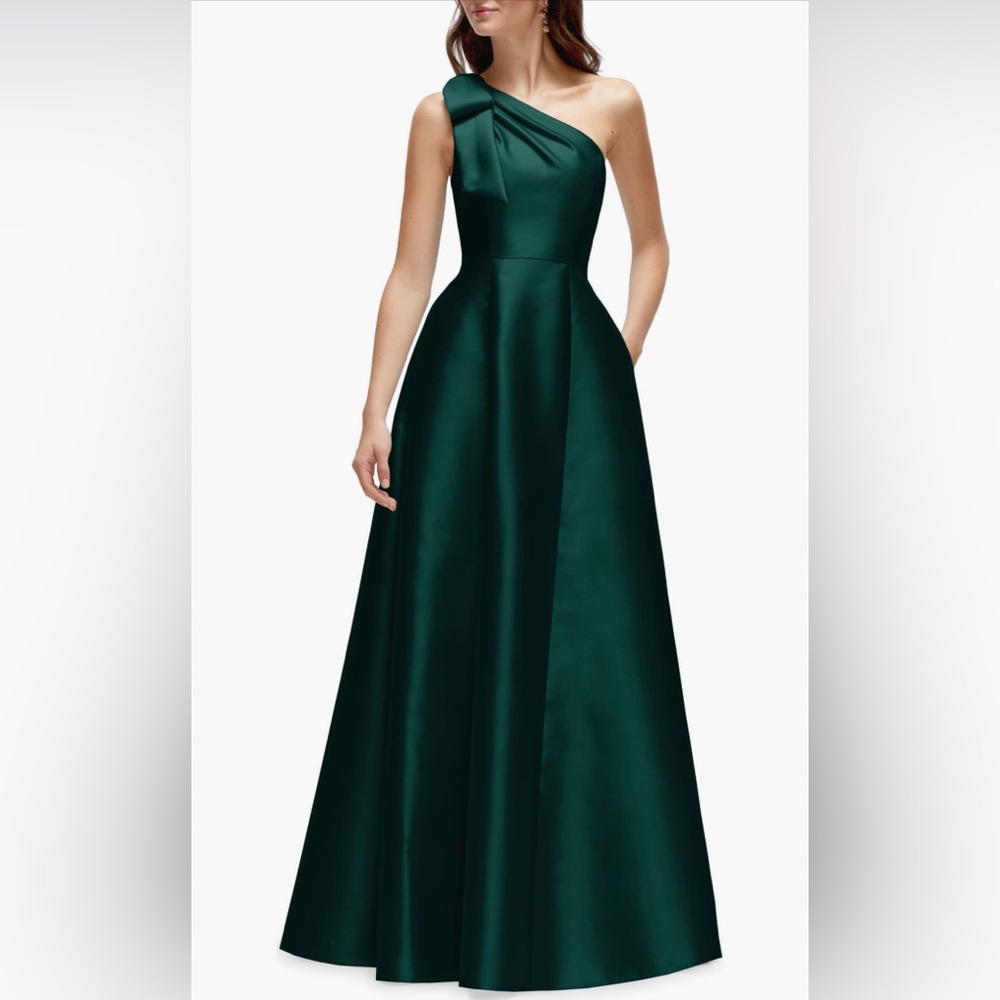 ALFRED SUNG Deep Green Satin Dress